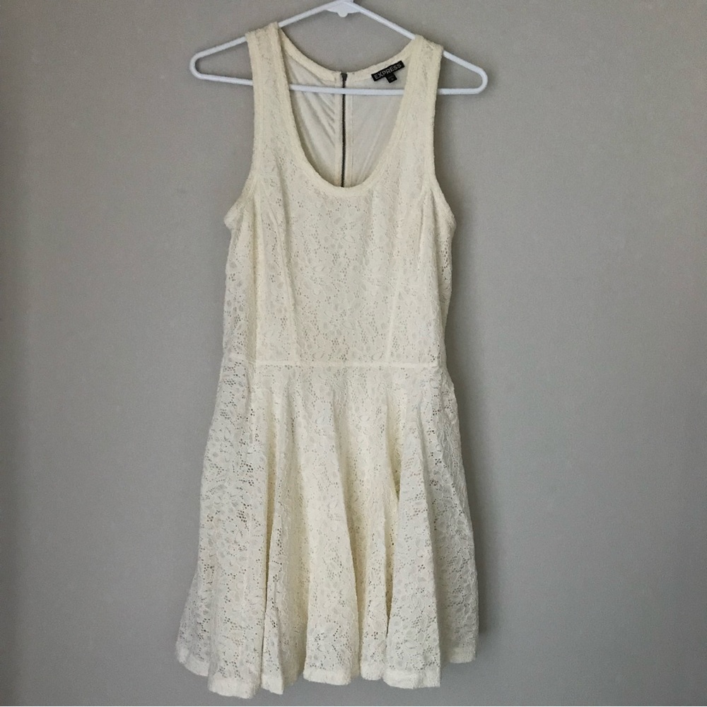 White Floral Express Dress